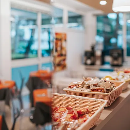 Meuble Zenith Hotel Lignano Sabbiadoro