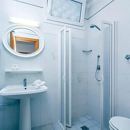 Meuble Zenith מלון 3*