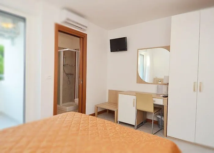 Meuble Zenith Hotel Lignano Sabbiadoro