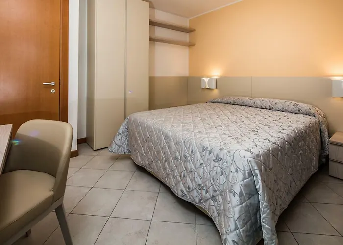 Meuble Zenith Hotel 3*